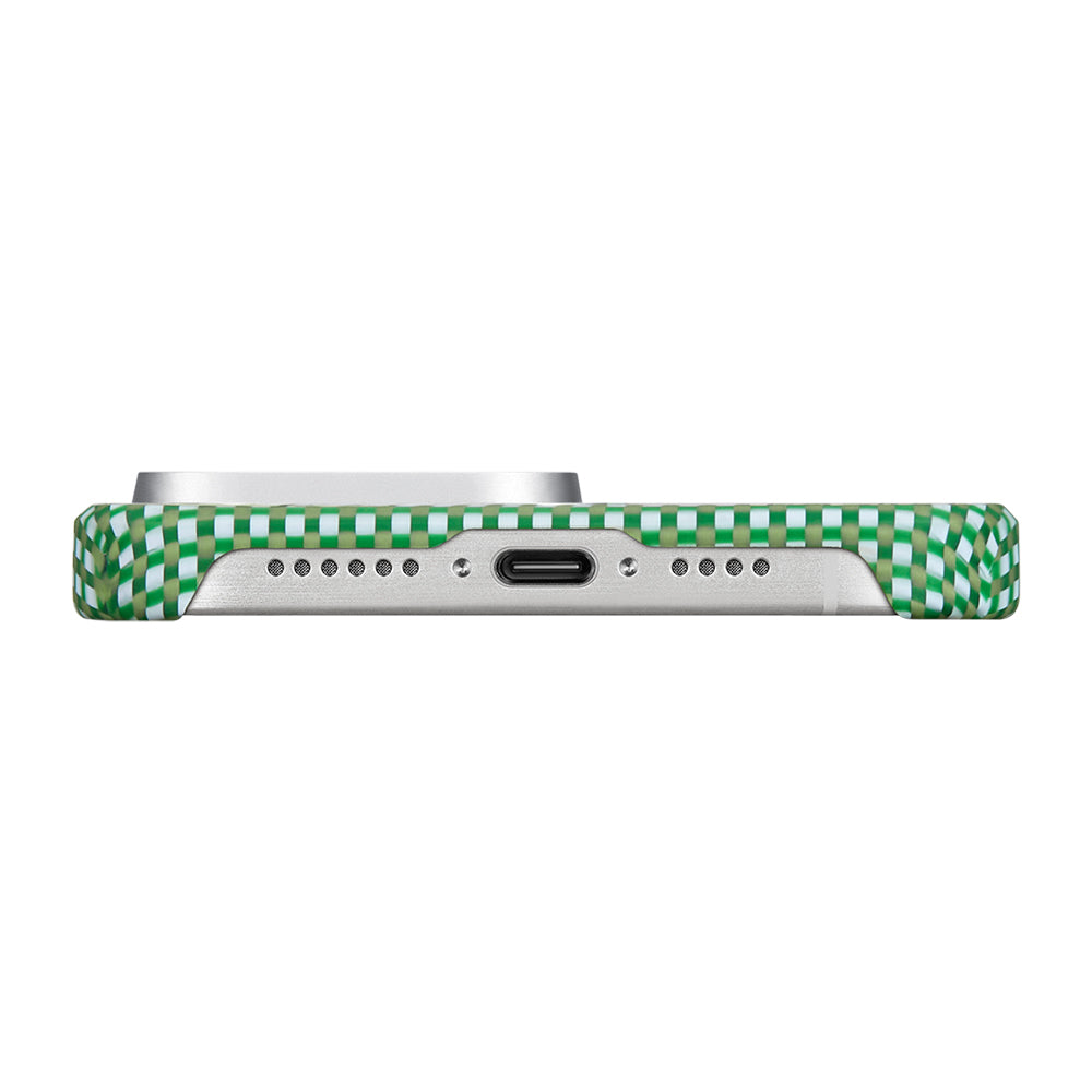 Pitaka Ultra-Slim Classic Serisi iPhone 15 Pro Max Magsafe Aramid Fiber Forest Green Kılıf Pitaka Ultra-Slim Classic Serisi iPhone 15 Pro Max Magsafe Aramid Fiber Forest Green Kılıf